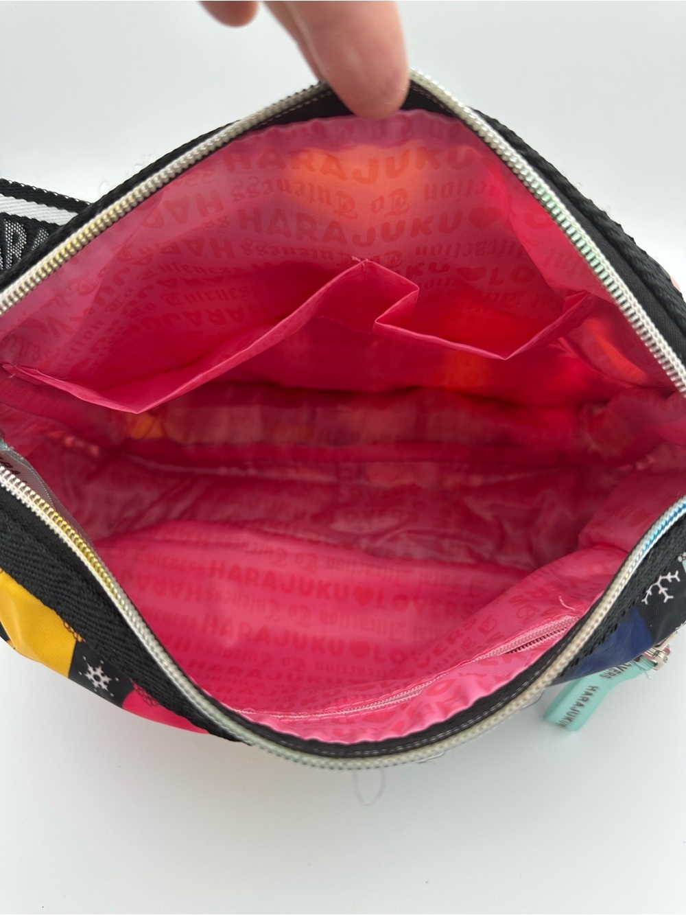 Vintage Harajuku Lovers Crossbody Nylon Messenger Bag Limited Edition Purse Y2K - Picture 13 of 16
